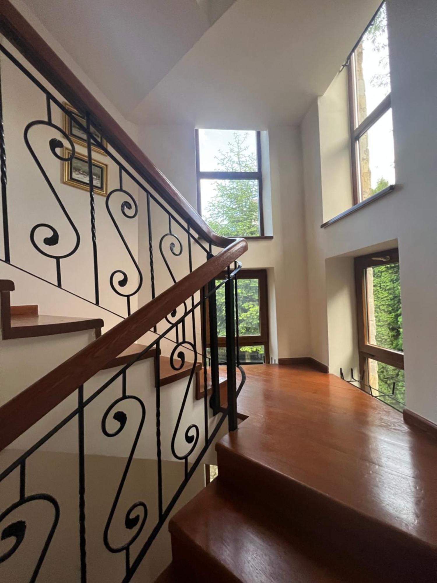 Wine Cellar Villa With Beautiful Garden In Sinaia - Busteni Poiana Tapului Екстер'єр фото