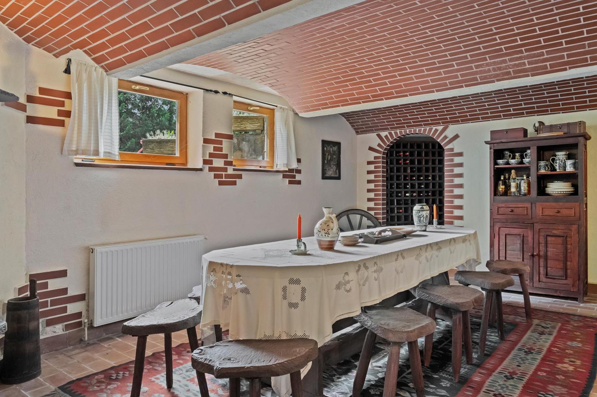 Wine Cellar Villa With Beautiful Garden In Sinaia - Busteni Poiana Tapului Екстер'єр фото