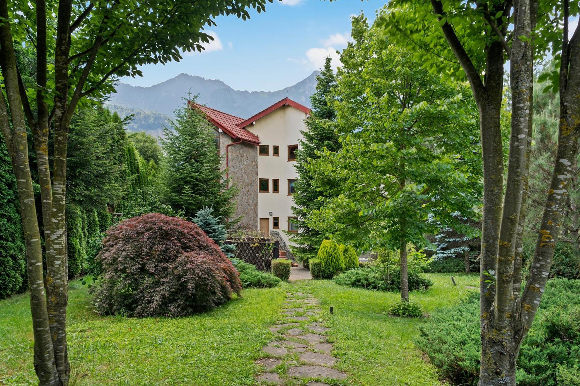 Wine Cellar Villa With Beautiful Garden In Sinaia - Busteni Poiana Tapului Екстер'єр фото